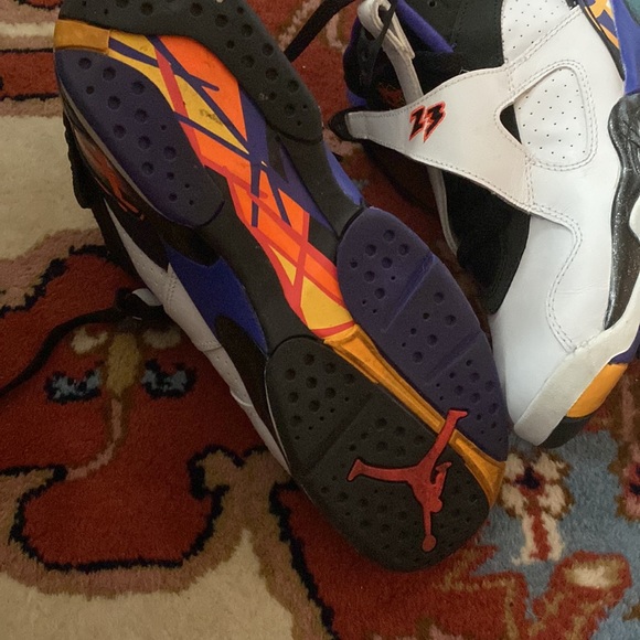 Vintage Air Jordan 23 sneakers in almost perfect condition, worn twice lightly. - Picture 5 of 6